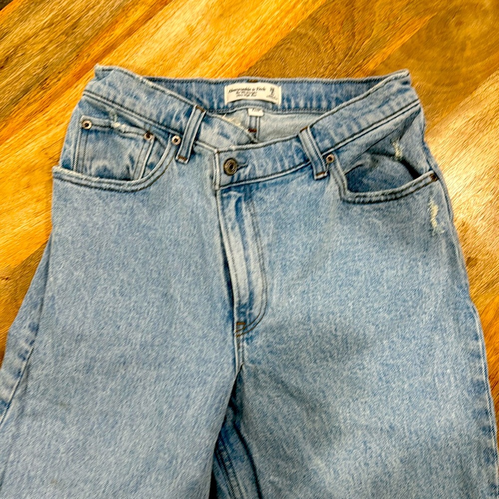 Abercombie & Fitch 90s straight ultra high rise curve love 28